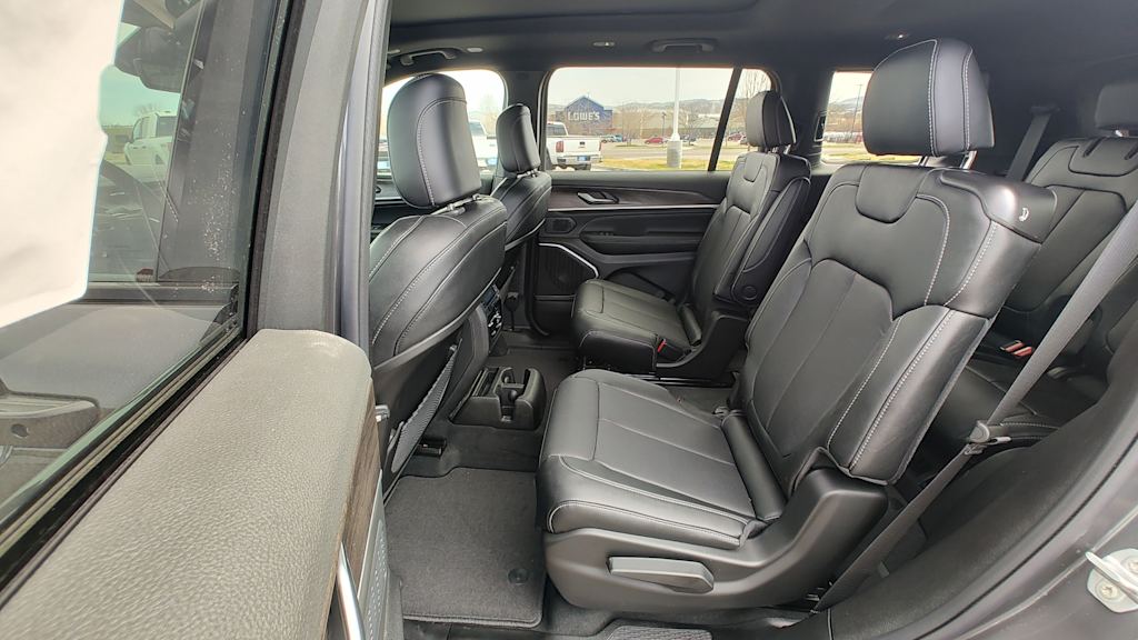 Thumbnail: 2026 Jeep Grand Cherokee L - 20