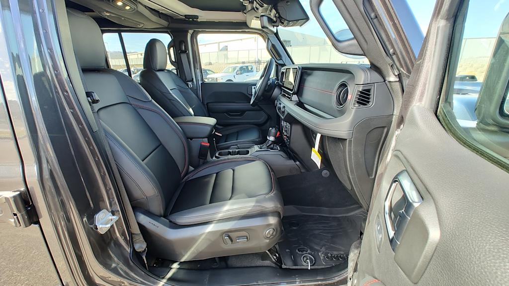 Thumbnail: 2026 Jeep Wrangler - 20