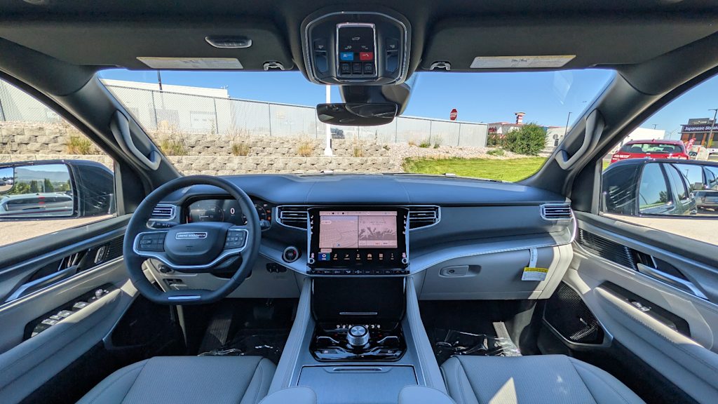 Thumbnail: 2026 Jeep Grand Wagoneer L - 10