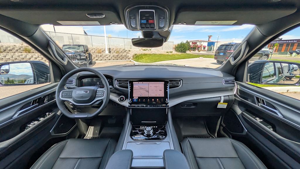 Thumbnail: 2026 Jeep Grand Wagoneer - 10