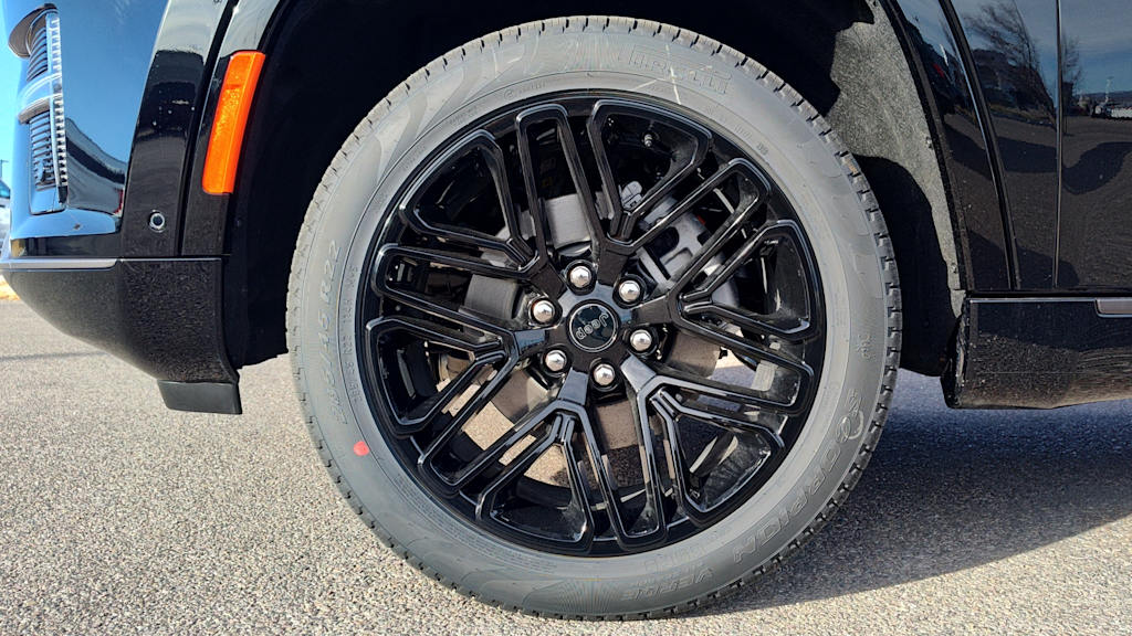 Thumbnail: 2026 Jeep Grand Wagoneer - 8