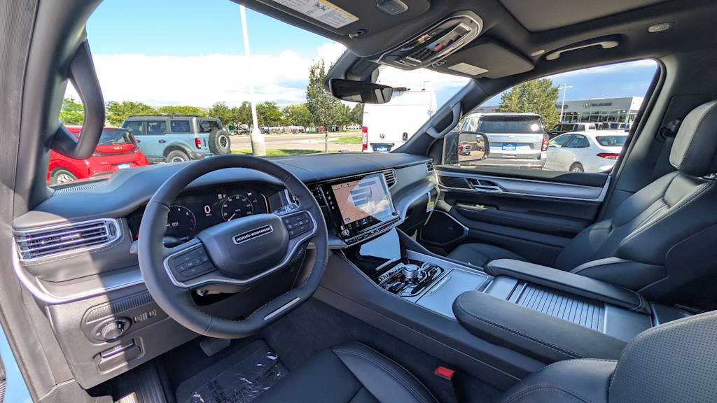 Thumbnail: 2026 Jeep Grand Wagoneer - 2