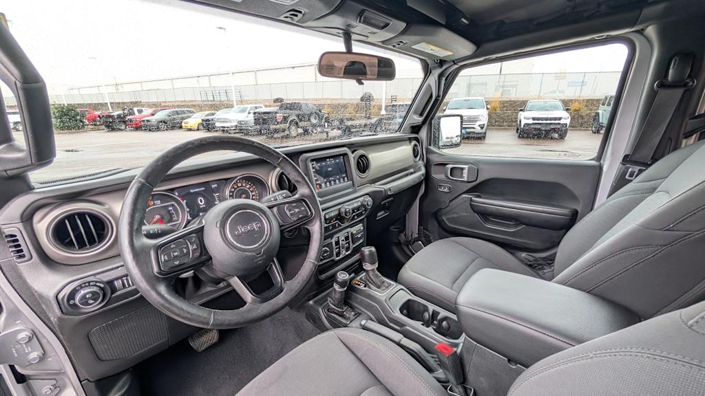 Thumbnail: 2020 Jeep Gladiator - 2