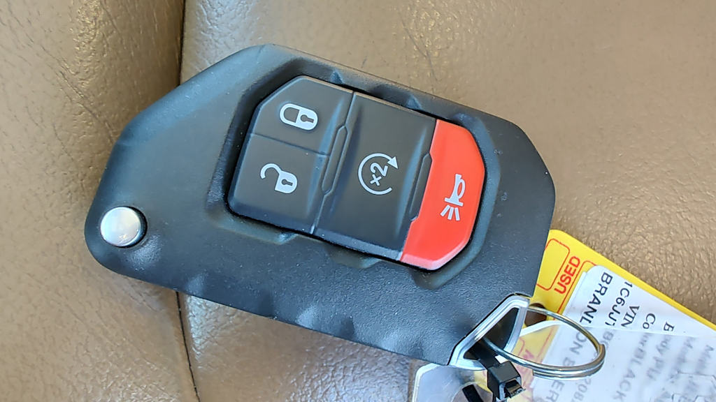Thumbnail: 2020 Jeep Gladiator - 18