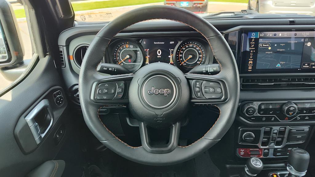 Thumbnail: 2024 Jeep Gladiator - 14