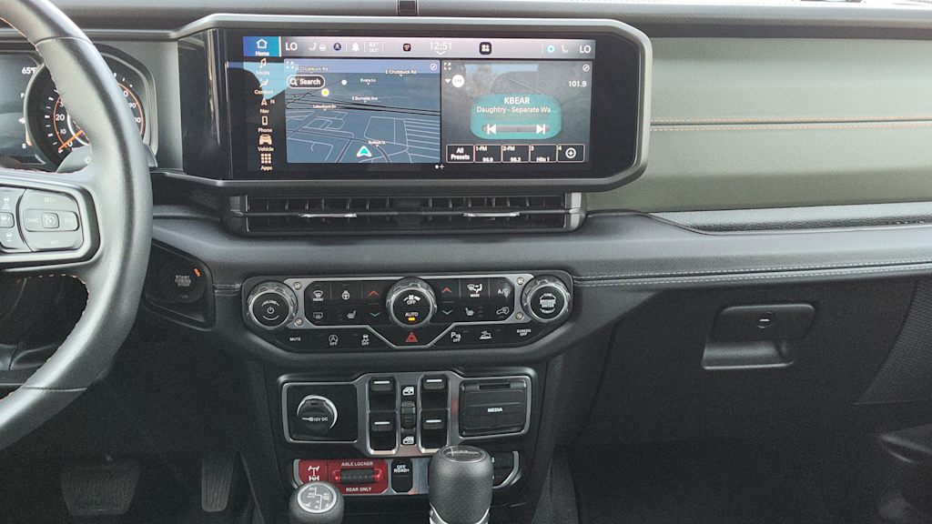 Thumbnail: 2024 Jeep Gladiator - 15