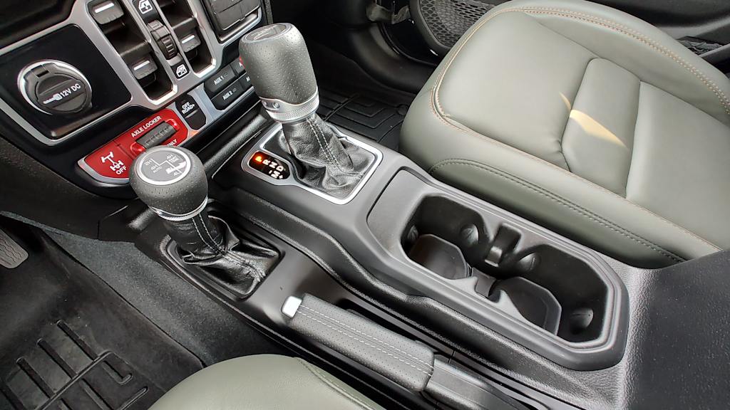 Thumbnail: 2024 Jeep Gladiator - 16