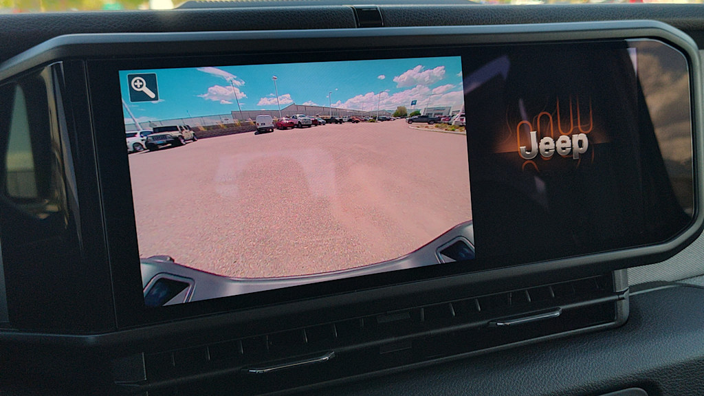 Thumbnail: 2025 Jeep Gladiator - 23