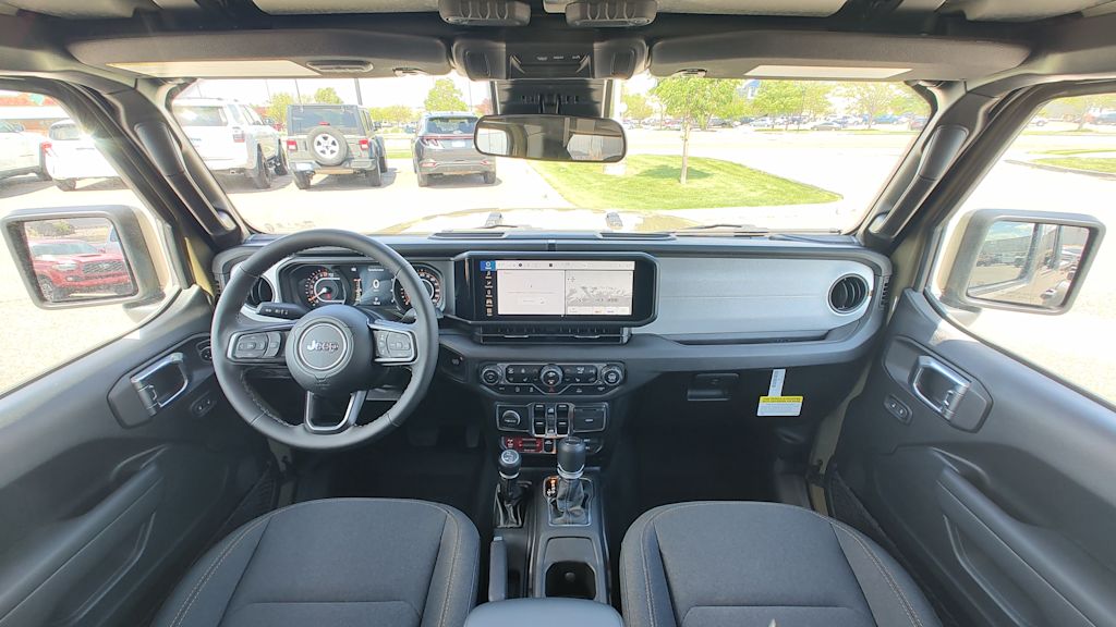 Thumbnail: 2025 Jeep Gladiator - 10