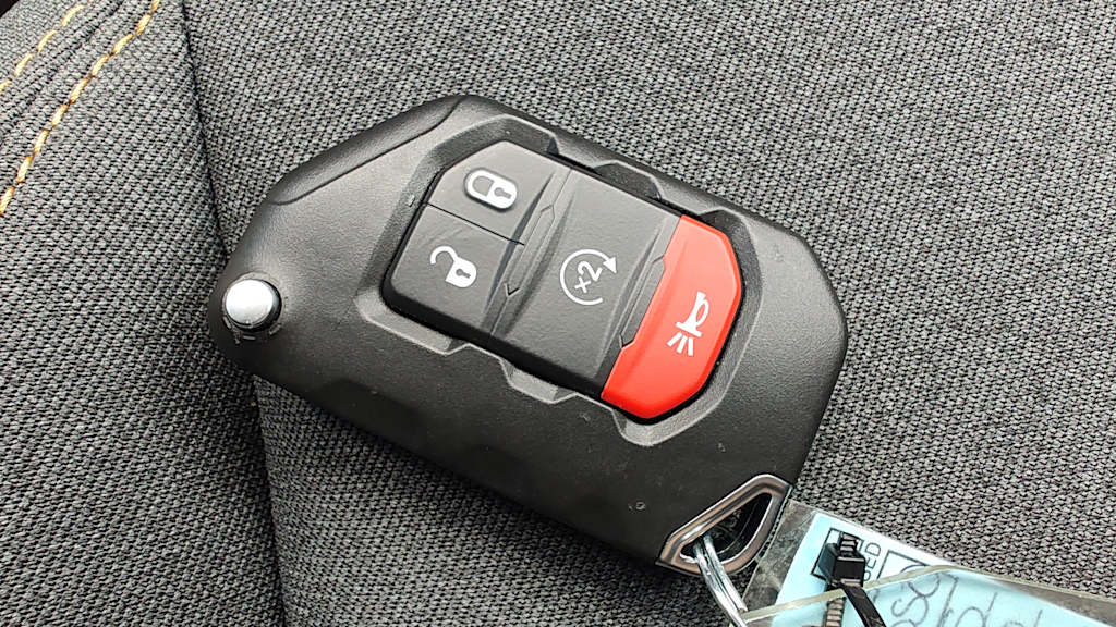 Thumbnail: 2025 Jeep Gladiator - 17