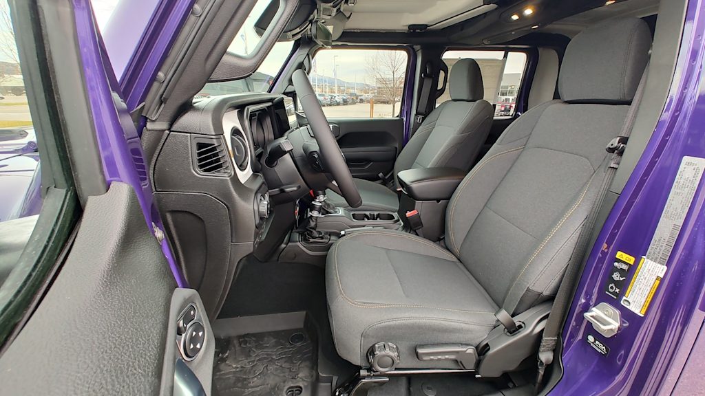 Thumbnail: 2026 Jeep Gladiator - 11