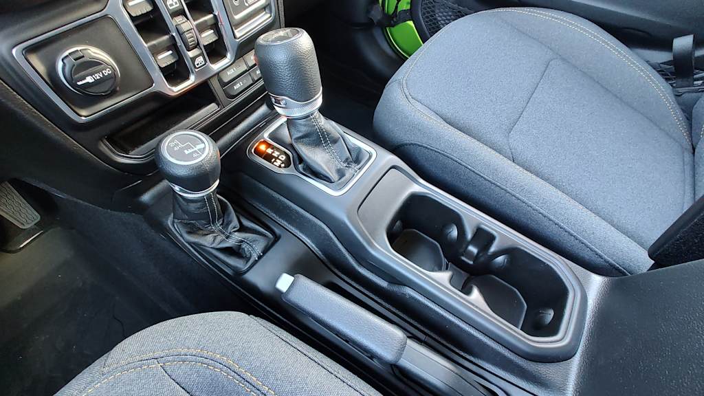 Thumbnail: 2025 Jeep Gladiator - 13