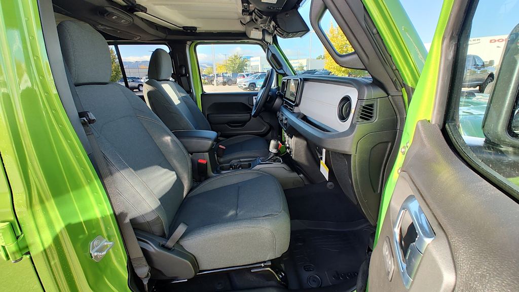 Thumbnail: 2025 Jeep Gladiator - 20