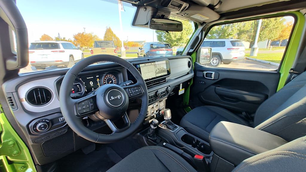 Thumbnail: 2025 Jeep Gladiator - 2