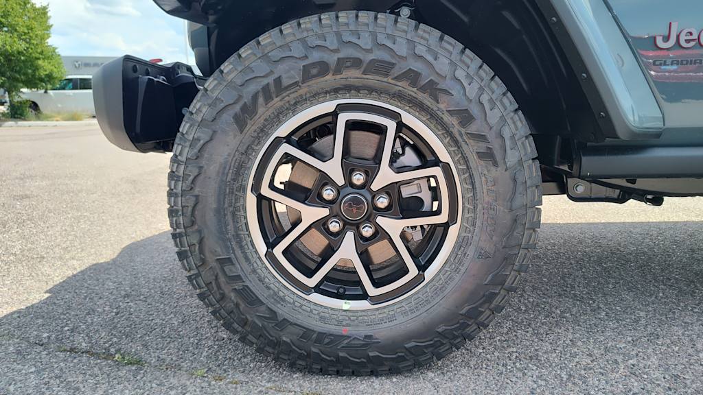 Thumbnail: 2025 Jeep Gladiator - 8