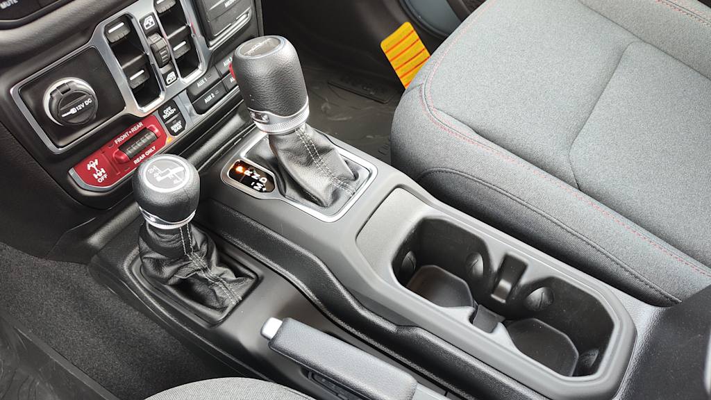 Thumbnail: 2025 Jeep Gladiator - 15