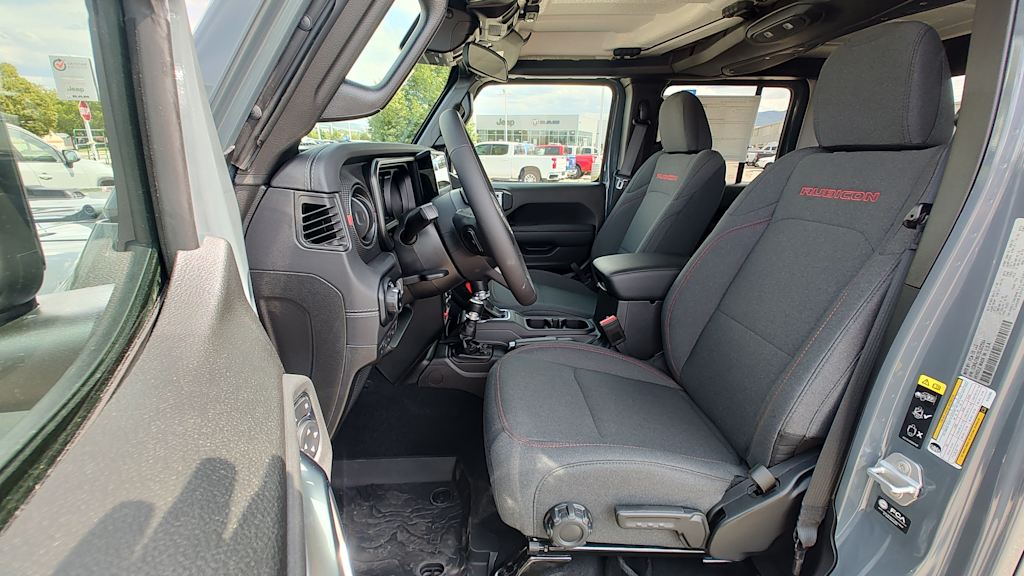 Thumbnail: 2025 Jeep Gladiator - 11