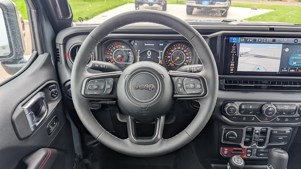 Thumbnail: 2026 Jeep Gladiator - 13