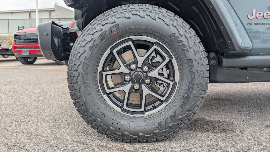 Thumbnail: 2026 Jeep Gladiator - 8