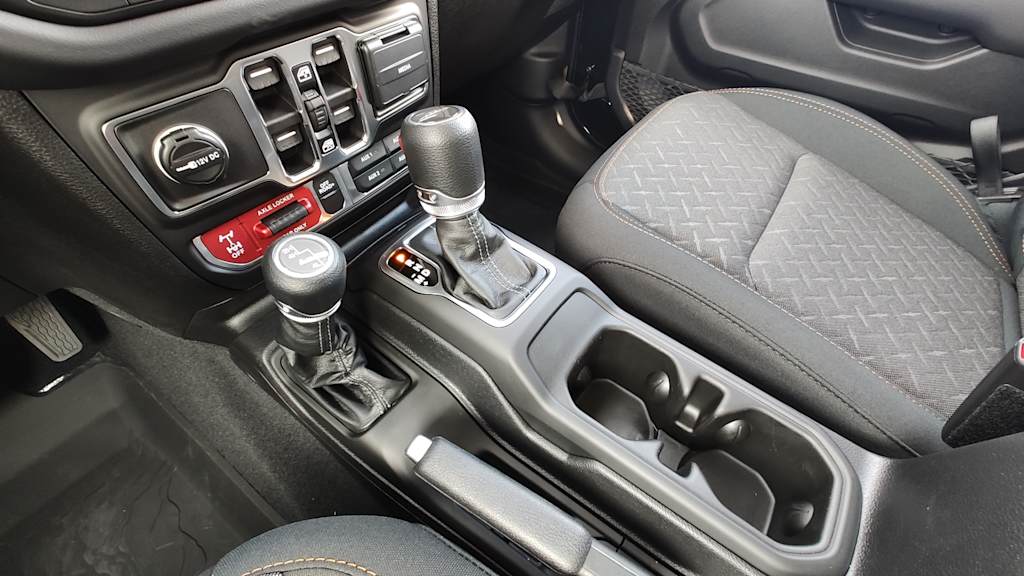 Thumbnail: 2026 Jeep Gladiator - 16