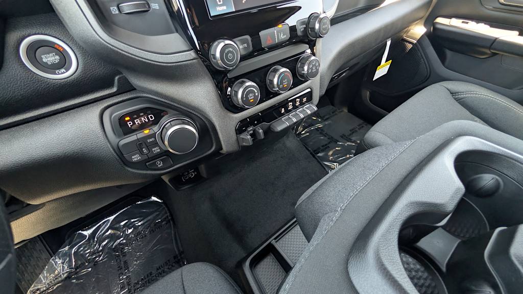 Thumbnail: 2026 RAM 1500 - 21