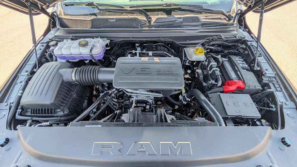 Thumbnail: 2026 RAM 1500 - 9