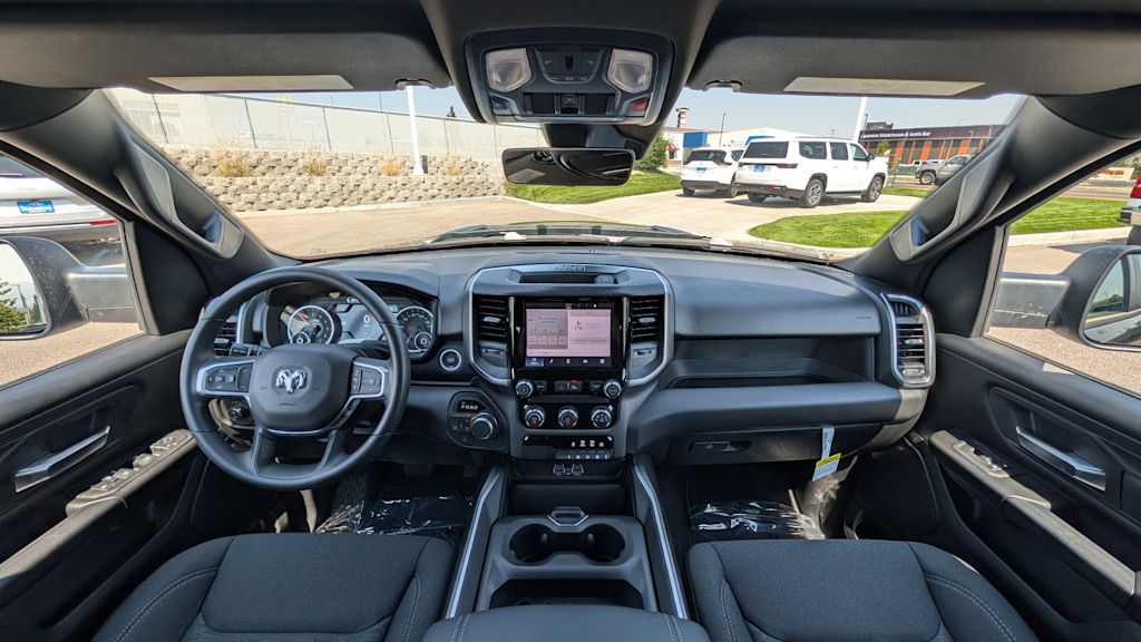 Thumbnail: 2026 RAM 1500 - 10