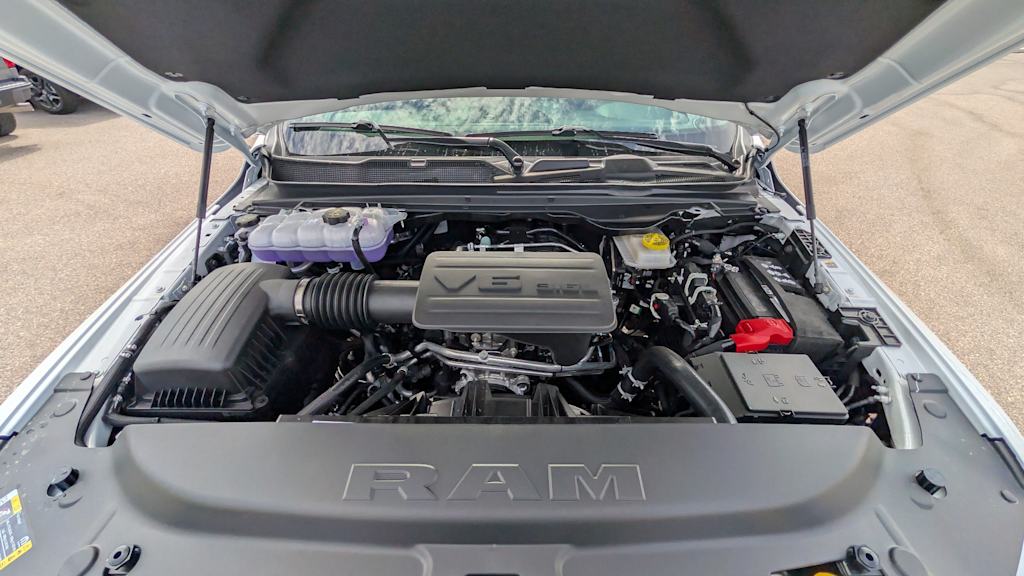 Thumbnail: 2026 RAM 1500 - 9