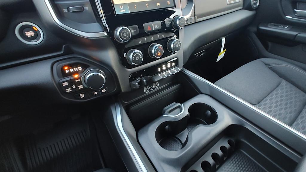Thumbnail: 2026 RAM 1500 - 15