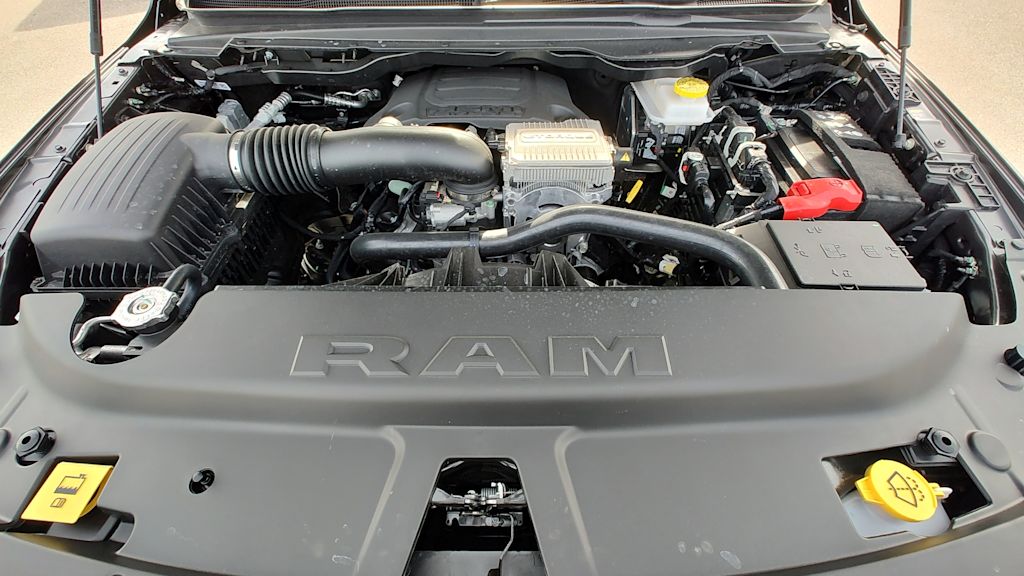 Thumbnail: 2026 RAM 1500 - 9