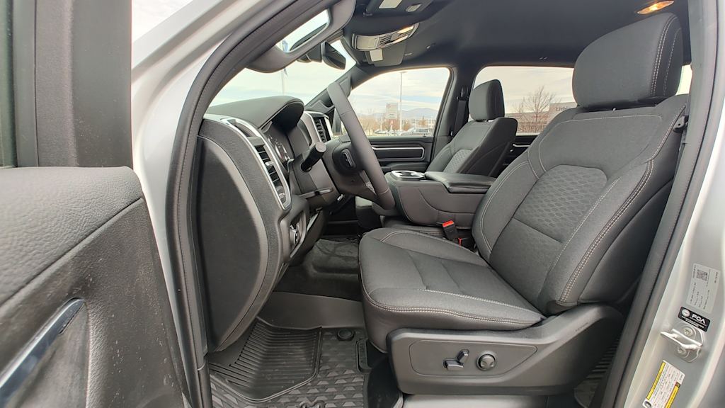 Thumbnail: 2026 RAM 1500 - 11