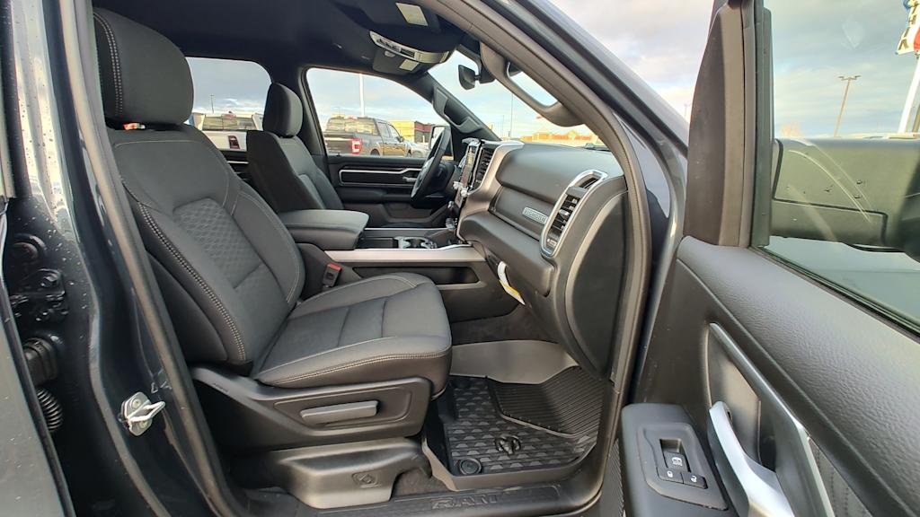 Thumbnail: 2026 RAM 1500 - 22