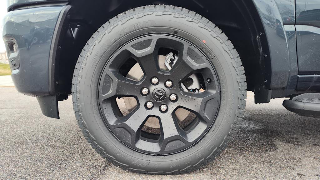 Thumbnail: 2026 RAM 1500 - 8