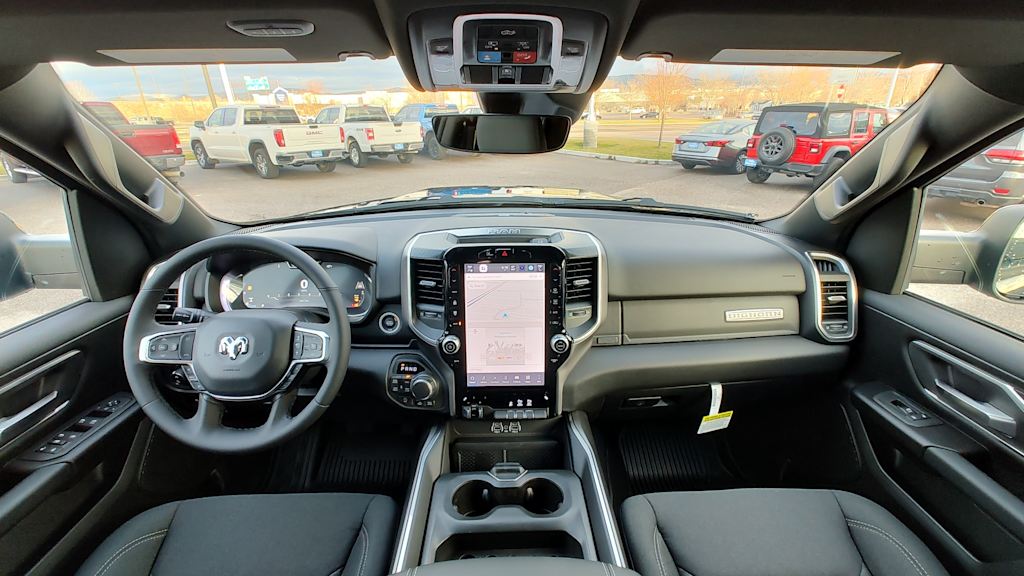 Thumbnail: 2026 RAM 1500 - 10