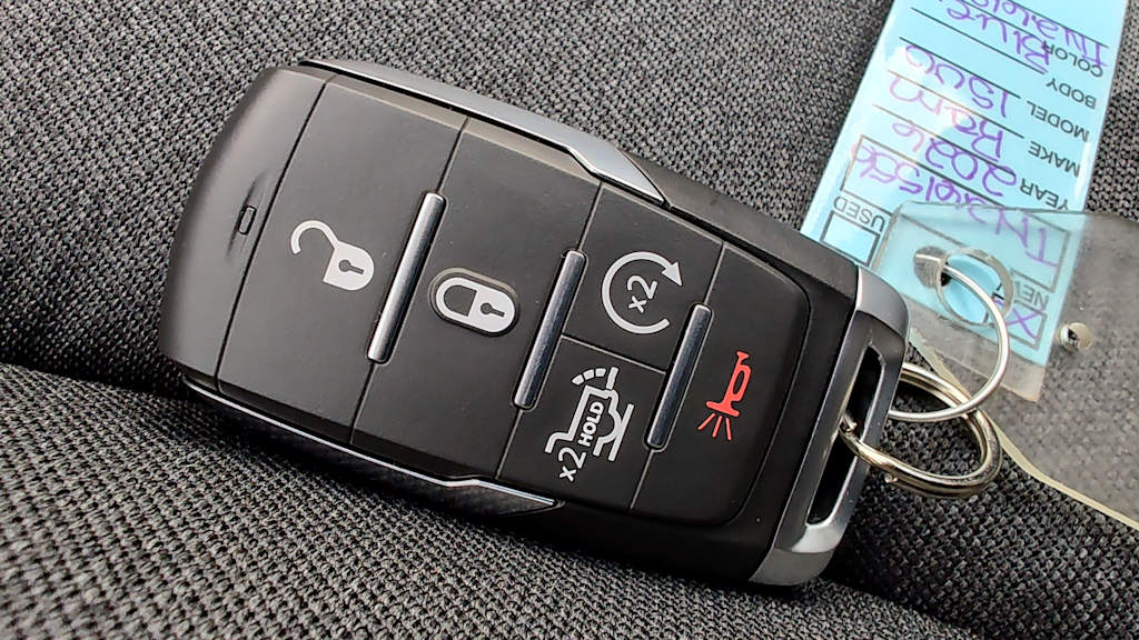 Thumbnail: 2026 RAM 1500 - 18