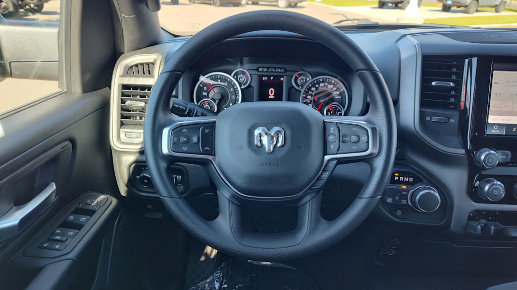Thumbnail: 2026 RAM 1500 - 13