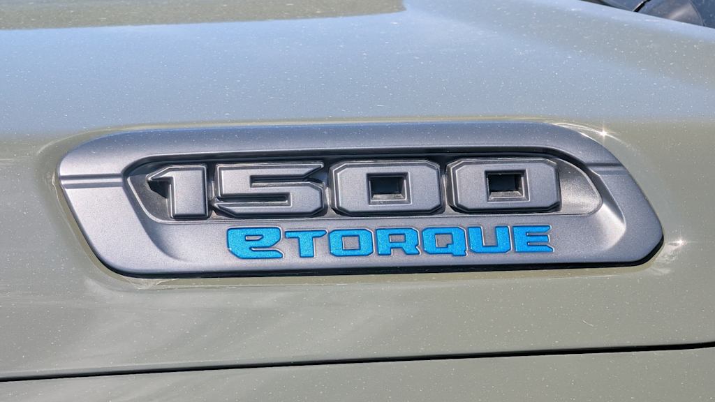 Thumbnail: 2026 RAM 1500 - 7