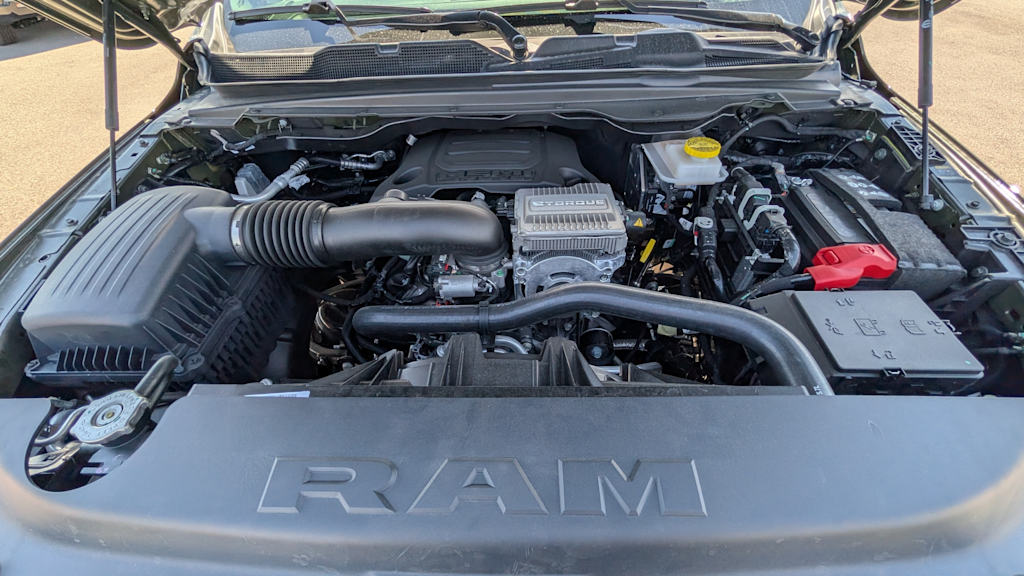 Thumbnail: 2026 RAM 1500 - 9