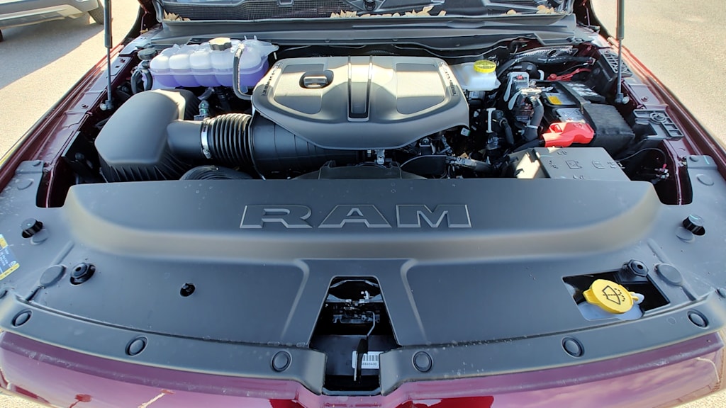 Thumbnail: 2026 RAM 1500 - 9