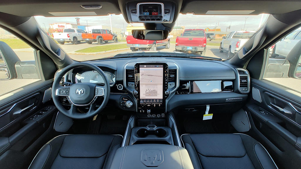 Thumbnail: 2026 RAM 1500 - 10