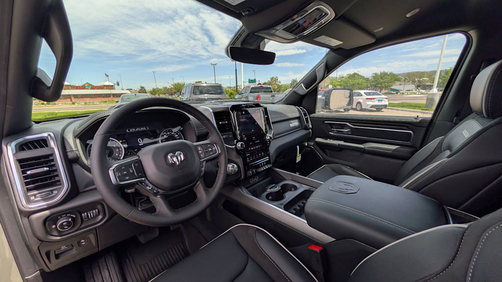 Thumbnail: 2026 RAM 1500 - 2