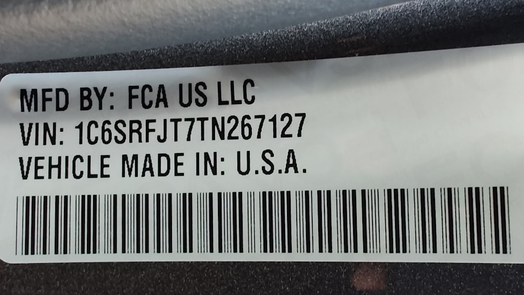 Thumbnail: 2026 RAM 1500 - 19