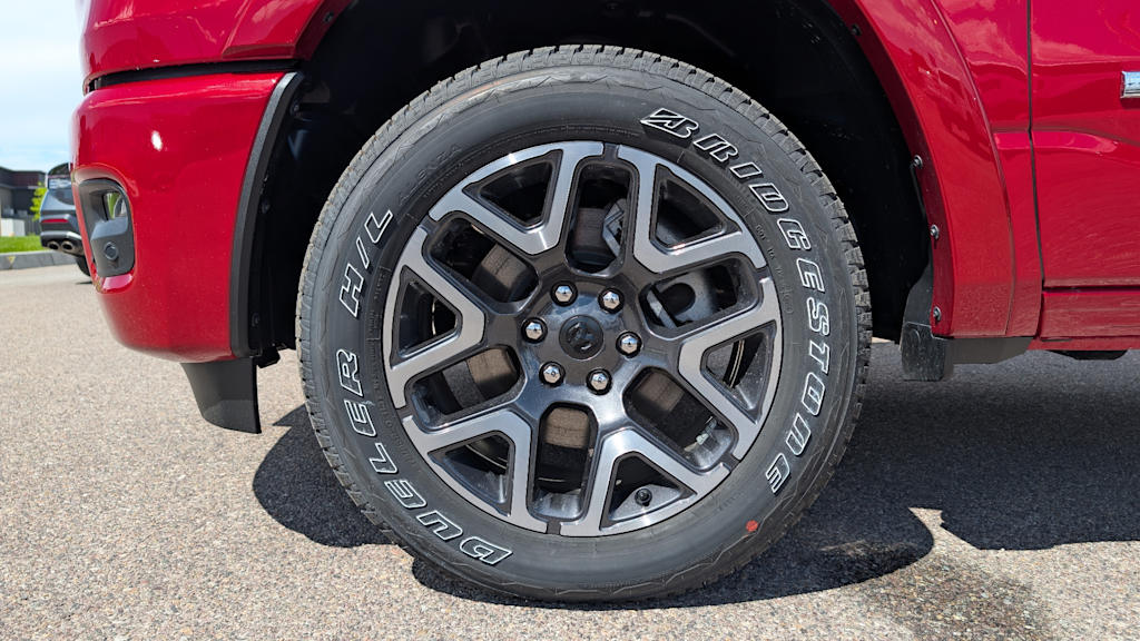 Thumbnail: 2026 RAM 1500 - 7
