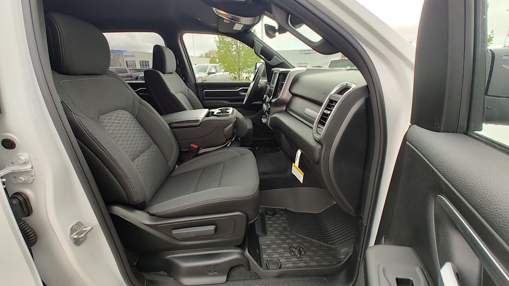 Thumbnail: 2026 RAM 1500 - 12
