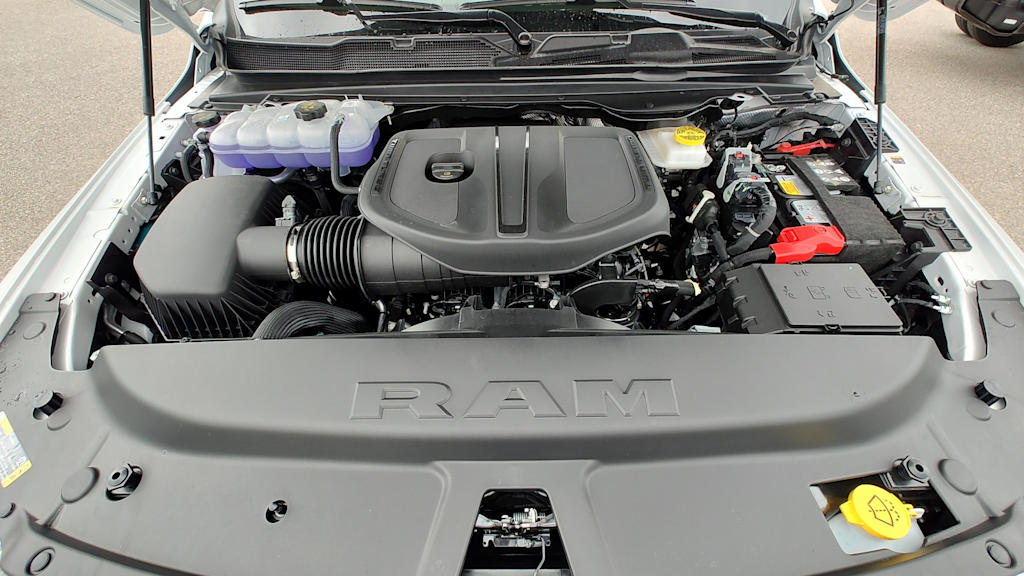 Thumbnail: 2026 RAM 1500 - 9