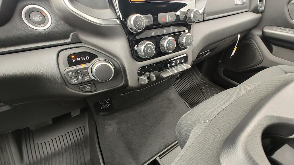 Thumbnail: 2026 RAM 1500 - 20