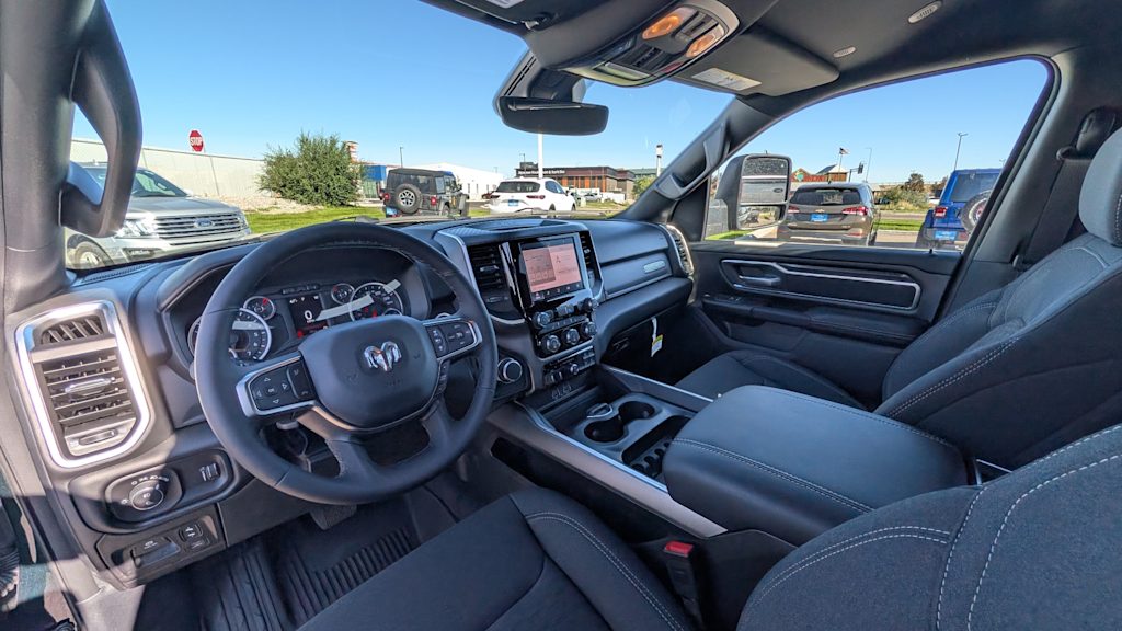 Thumbnail: 2026 RAM 1500 - 2