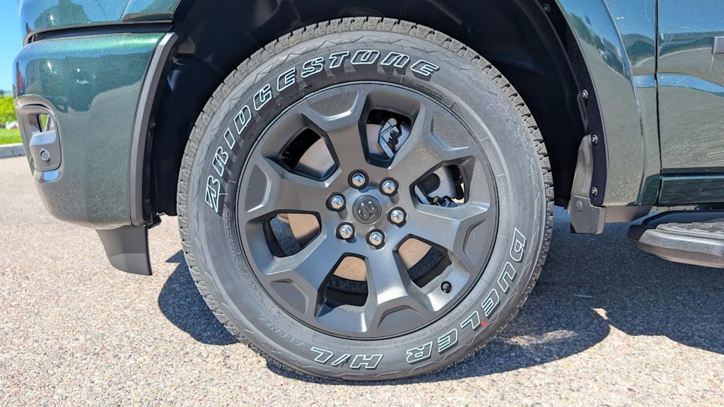 Thumbnail: 2026 RAM 1500 - 8
