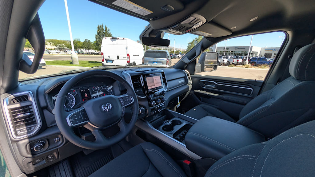 Thumbnail: 2026 RAM 1500 - 2