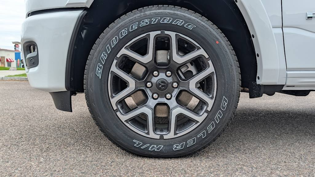 Thumbnail: 2026 RAM 1500 - 8